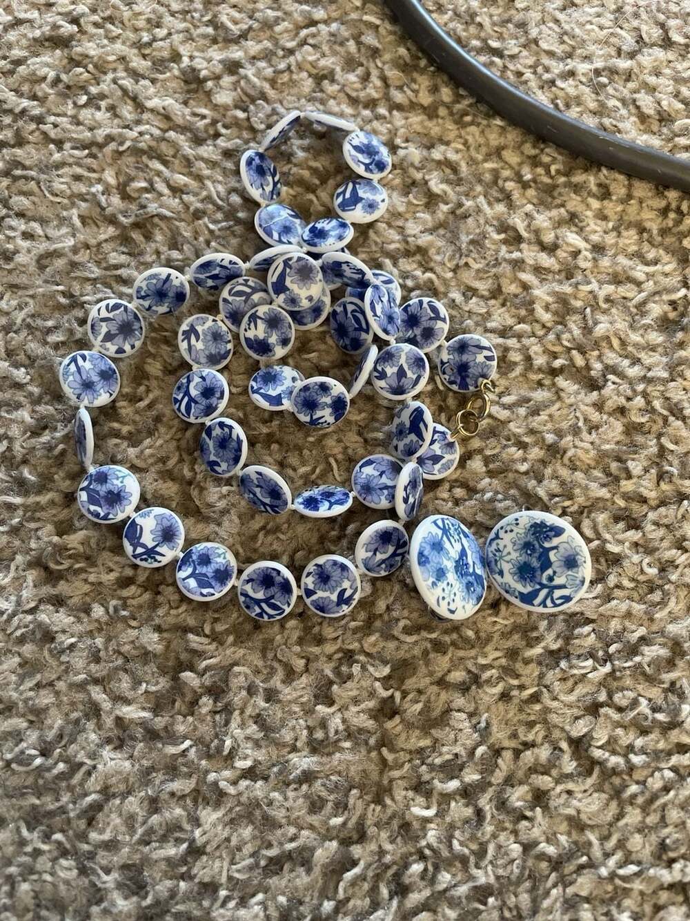 Vintage Long Endless Blue Floral Plastic Flat Bead Necklace and earrings